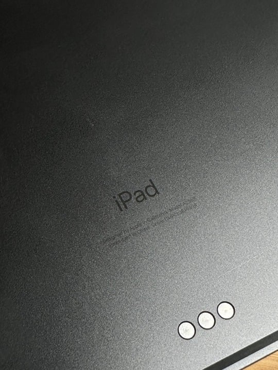 iPad Pro 12.9-inch 128GB (4th Generation) Wi-Fi + Cellular UNLOCKED 2W22