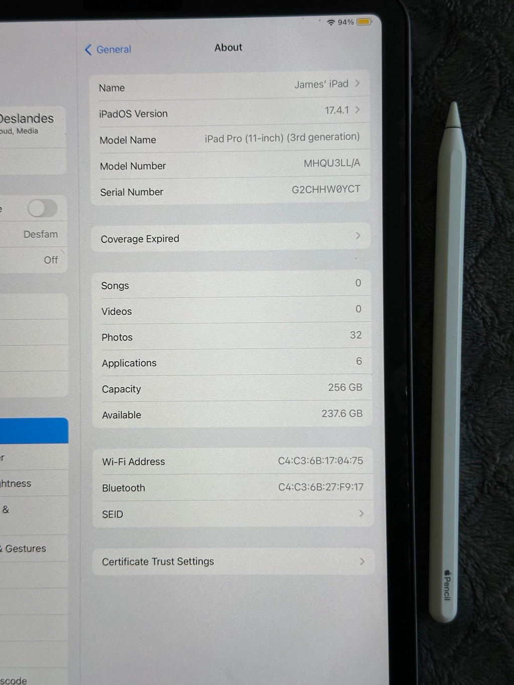 iPad Pro with M1 Chip 256GB - Apple Pencil & Case Bundle 3P96