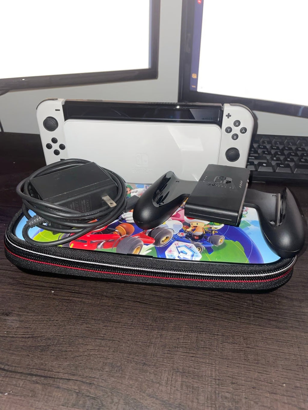 Nintendo Switch OLED Model Complete Set (With Mario Kart Switch Case) 2X72