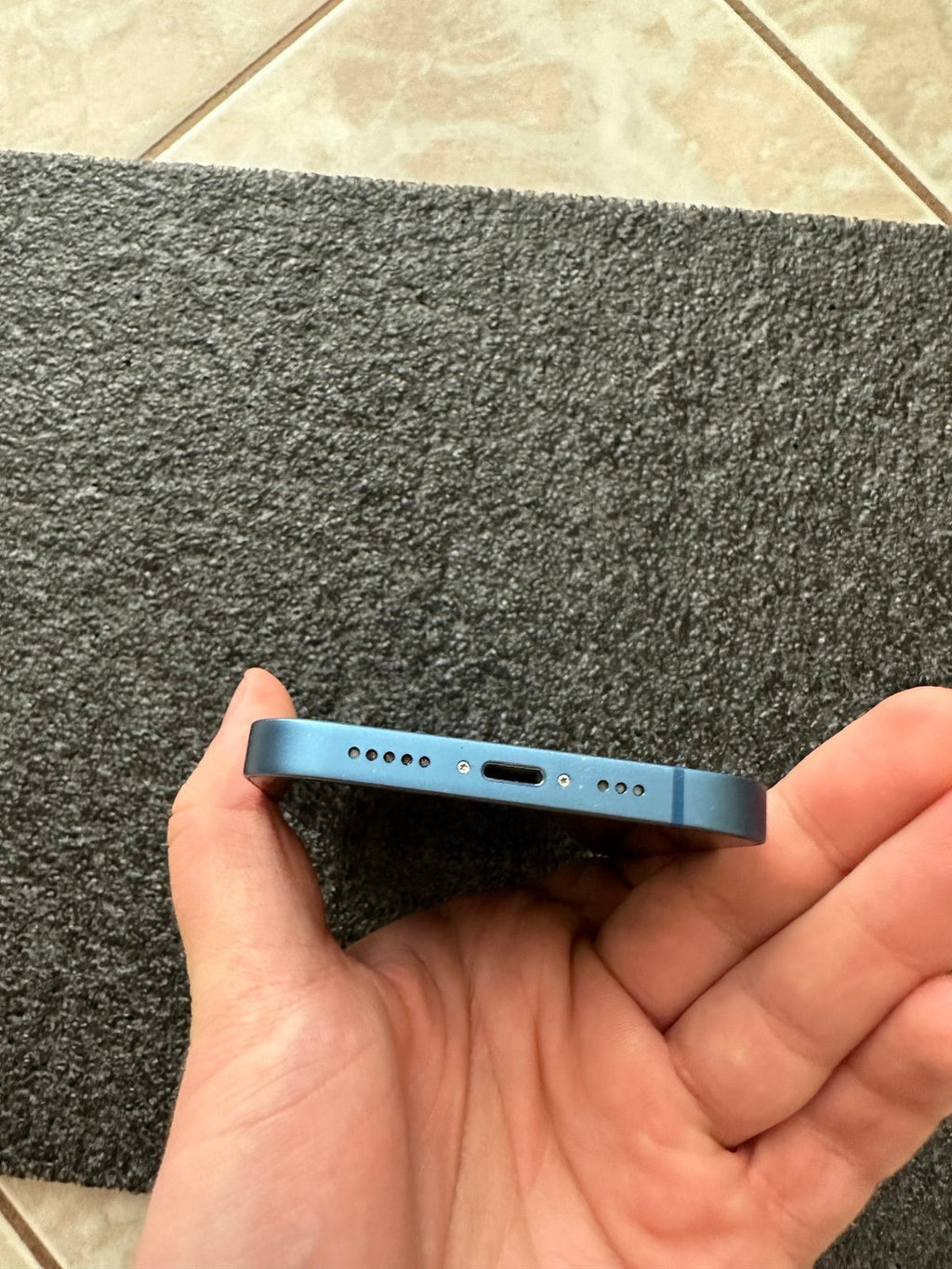 Apple iPhone 13 128 GB blue unlocked 5C92