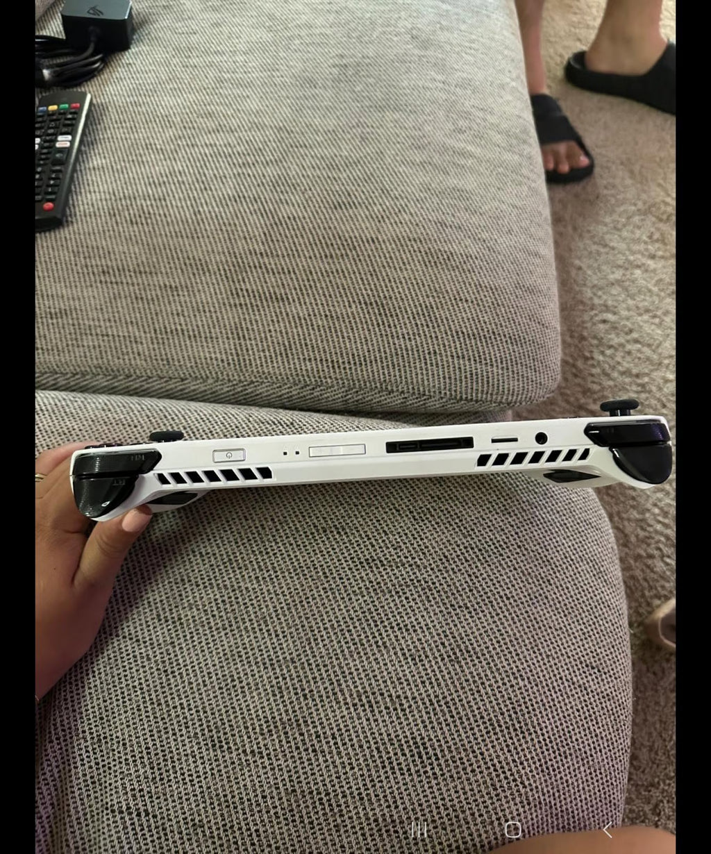 ASUS rog ally z1 extreme 7R62