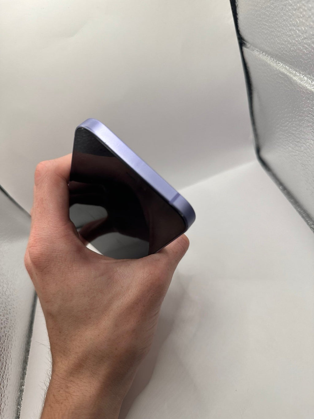 iPhone 12 64 GB in Purple for Unlocked 7J63