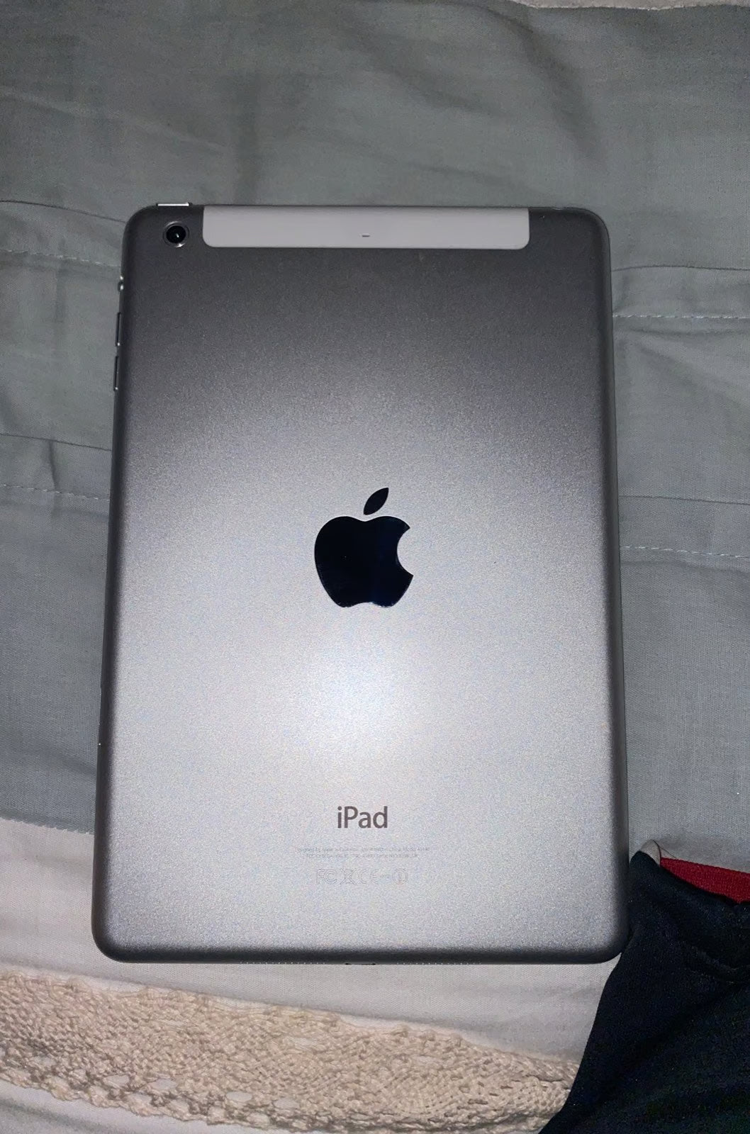 iPad mini 2nd generation Silver 64 GB 9F81