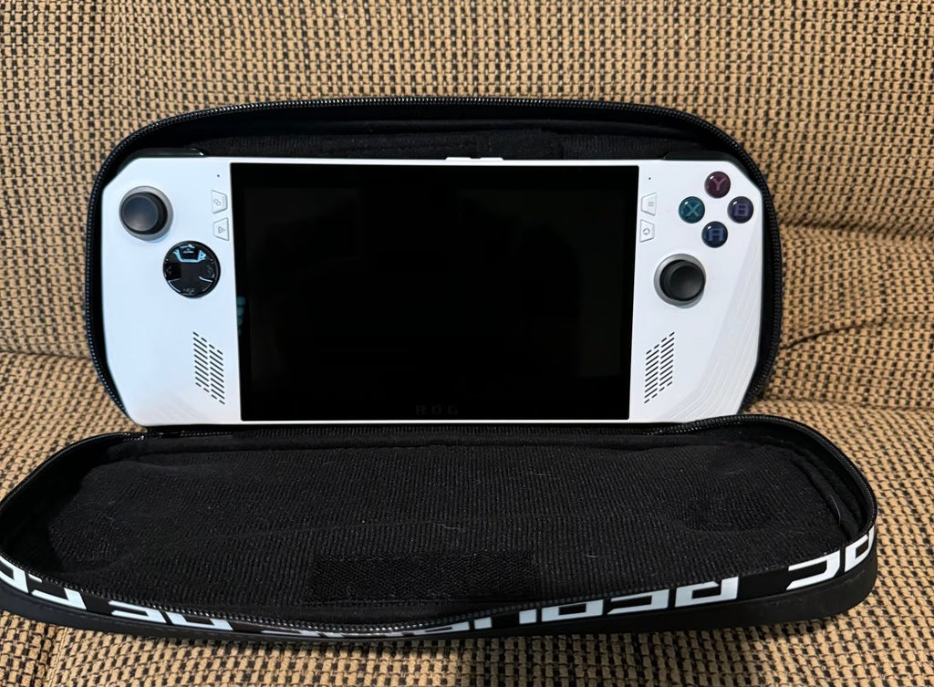 ASUS ROG ALLY Z1 Extreme 512GB and ROG ALLY Official Case Mint 5H11