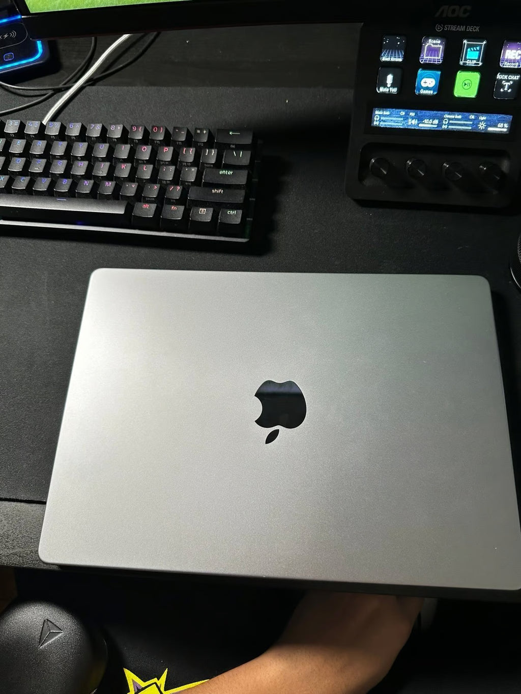 Macbook Pro M1 2021 8J85