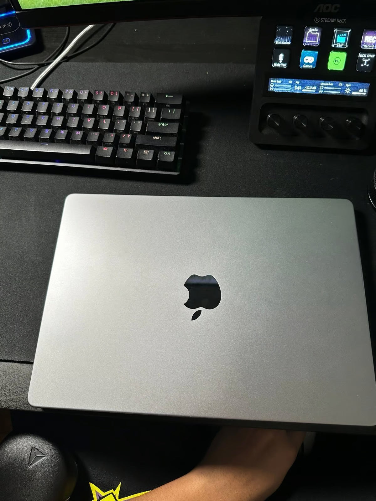 Macbook Pro M1 2021 8J85