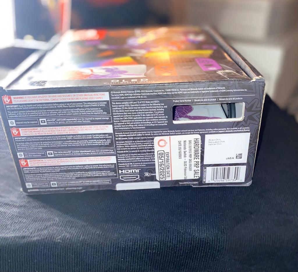 Nintendo Switch Pokemon Scarlet & Violet Edition + new ""age of calamity"" game. 2D27