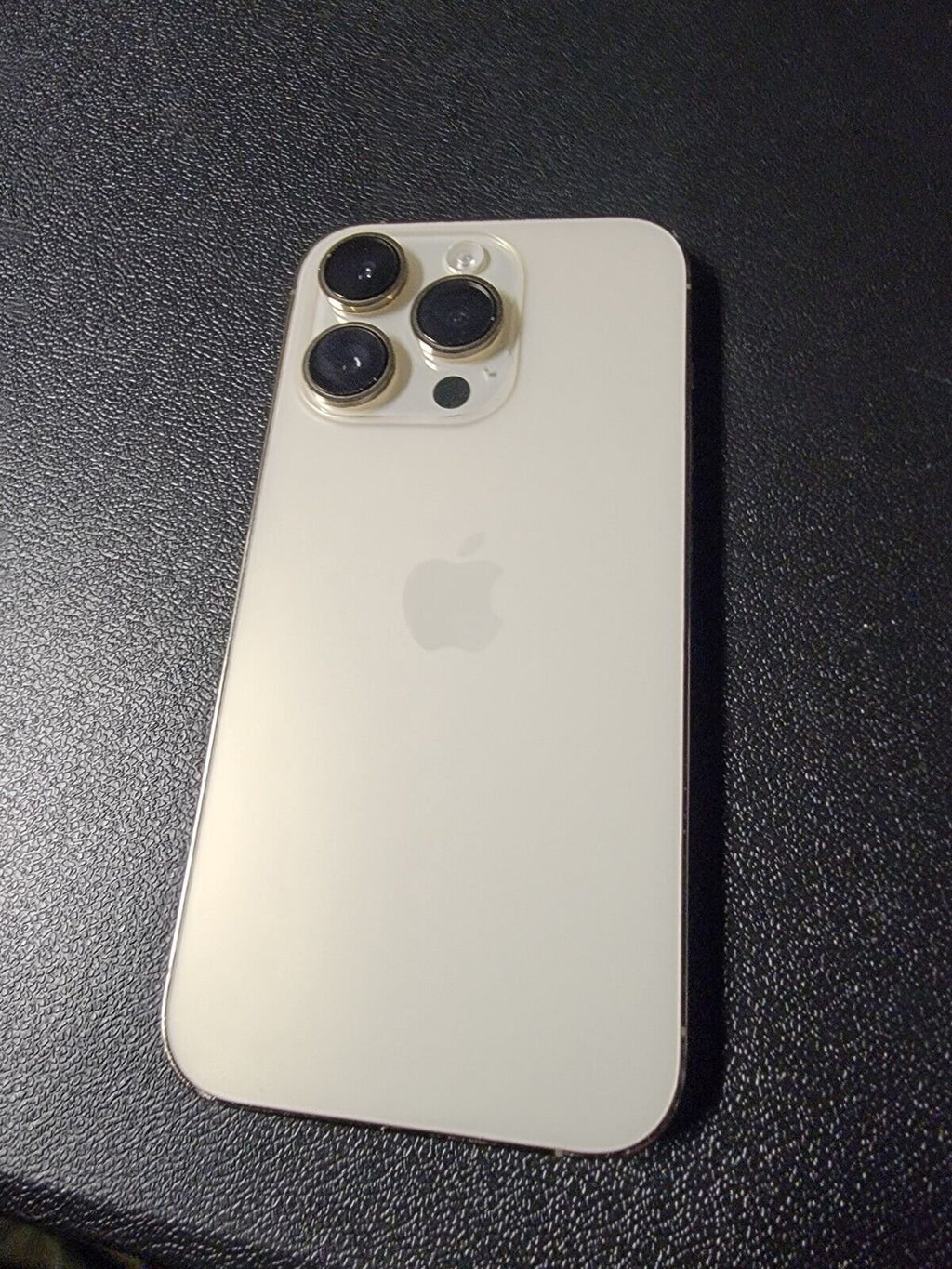 Apple iPhone 14 Pro - 128 GB - Gold (Unlocked) 1U67