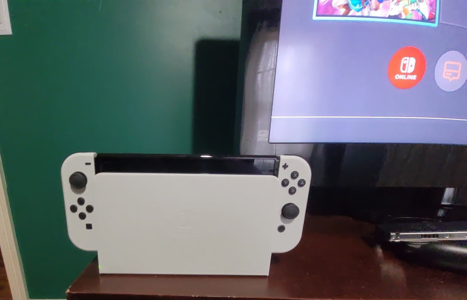 Nintendo Switch OLED Model w/ White Joy-Con 9J79