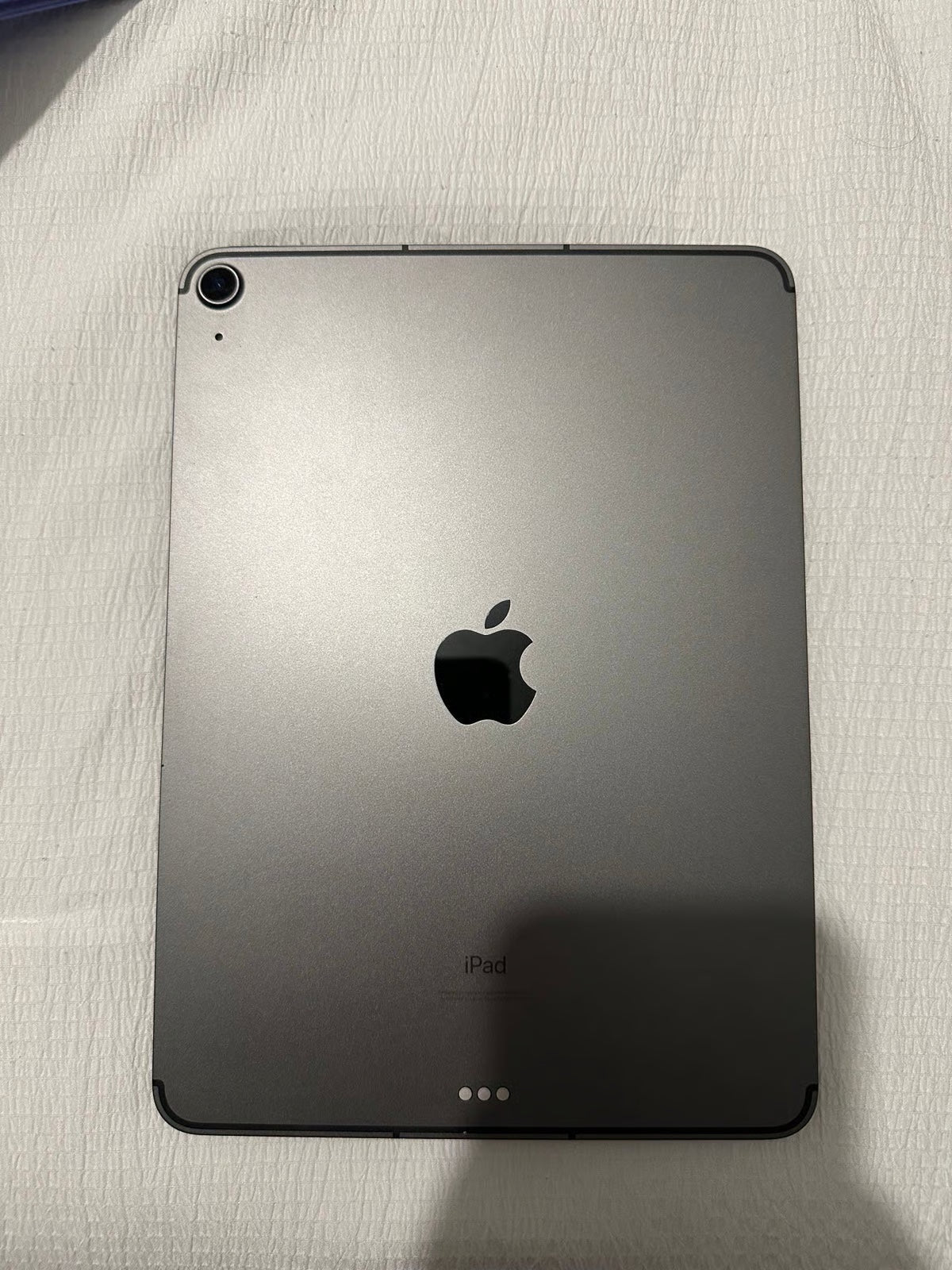 Apple iPad Air 4th Generation 64 GB Wi-fi + cellular 8D32