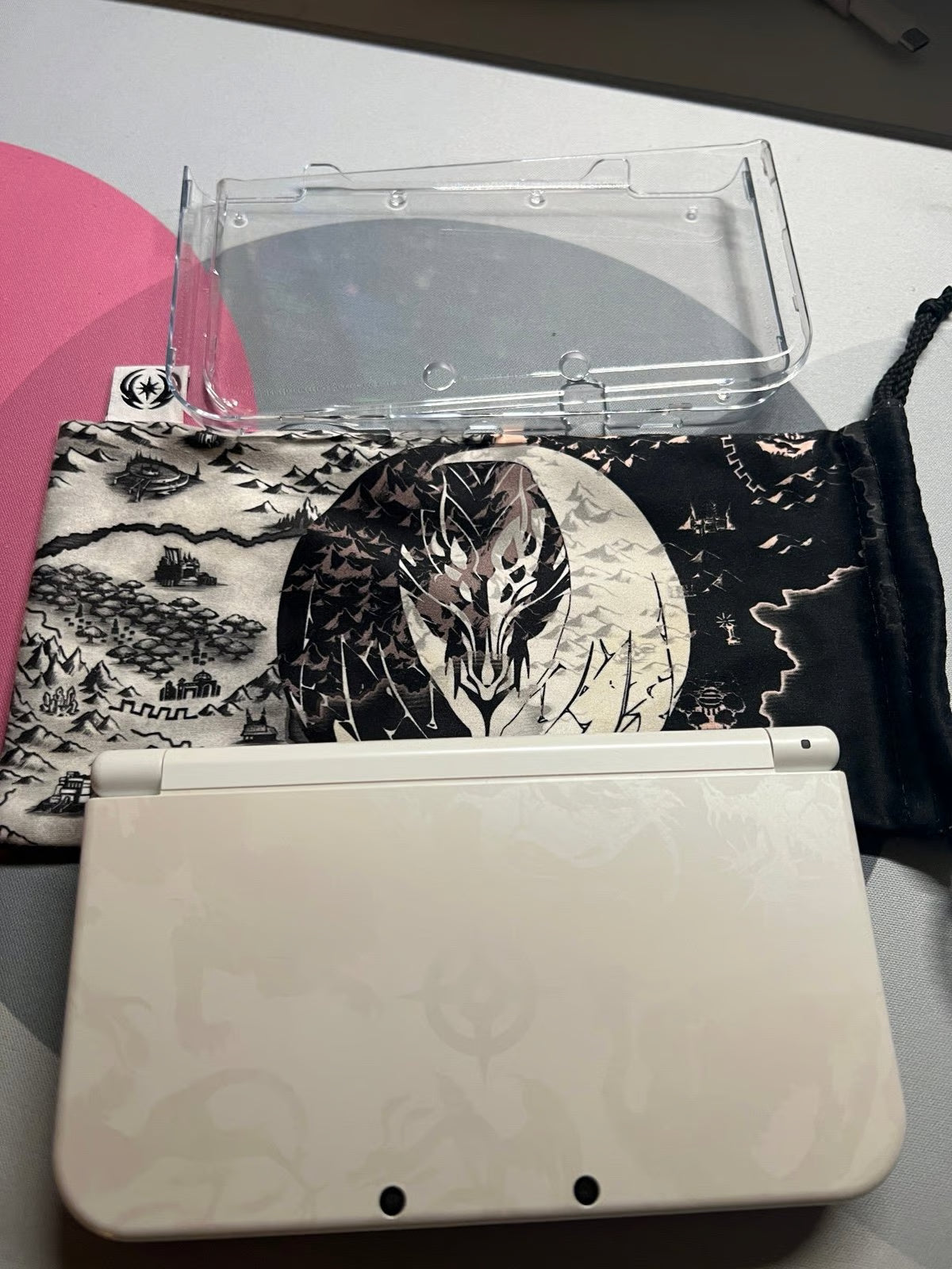 New Nintendo 3DS XL Fire Emblem in Black, White