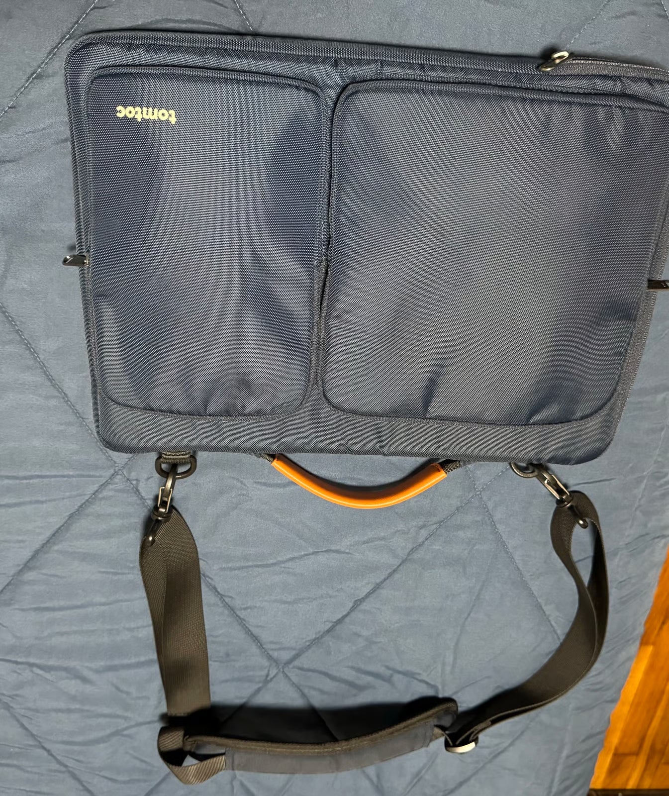 15 inch MacBook Air M2 1A83