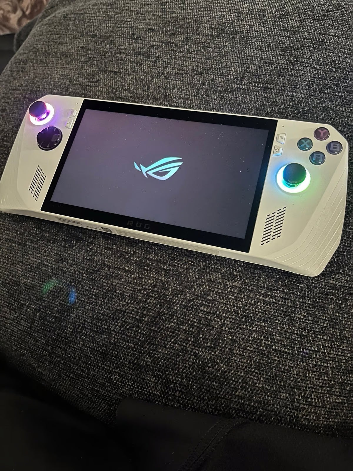 ASUS rog ally z1 extreme 3J68