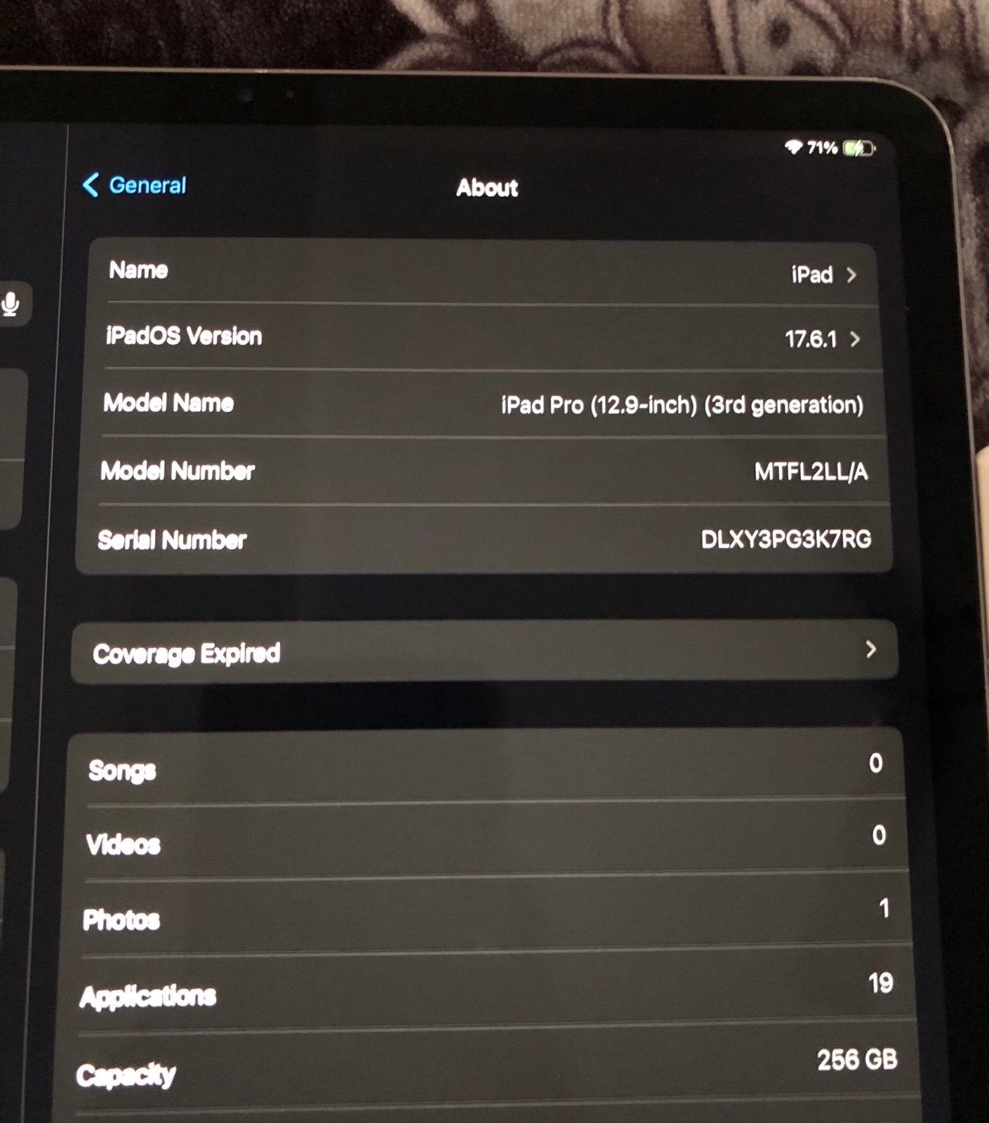 Apple iPad Pro 3rd Generation 12.9 inch 2K68