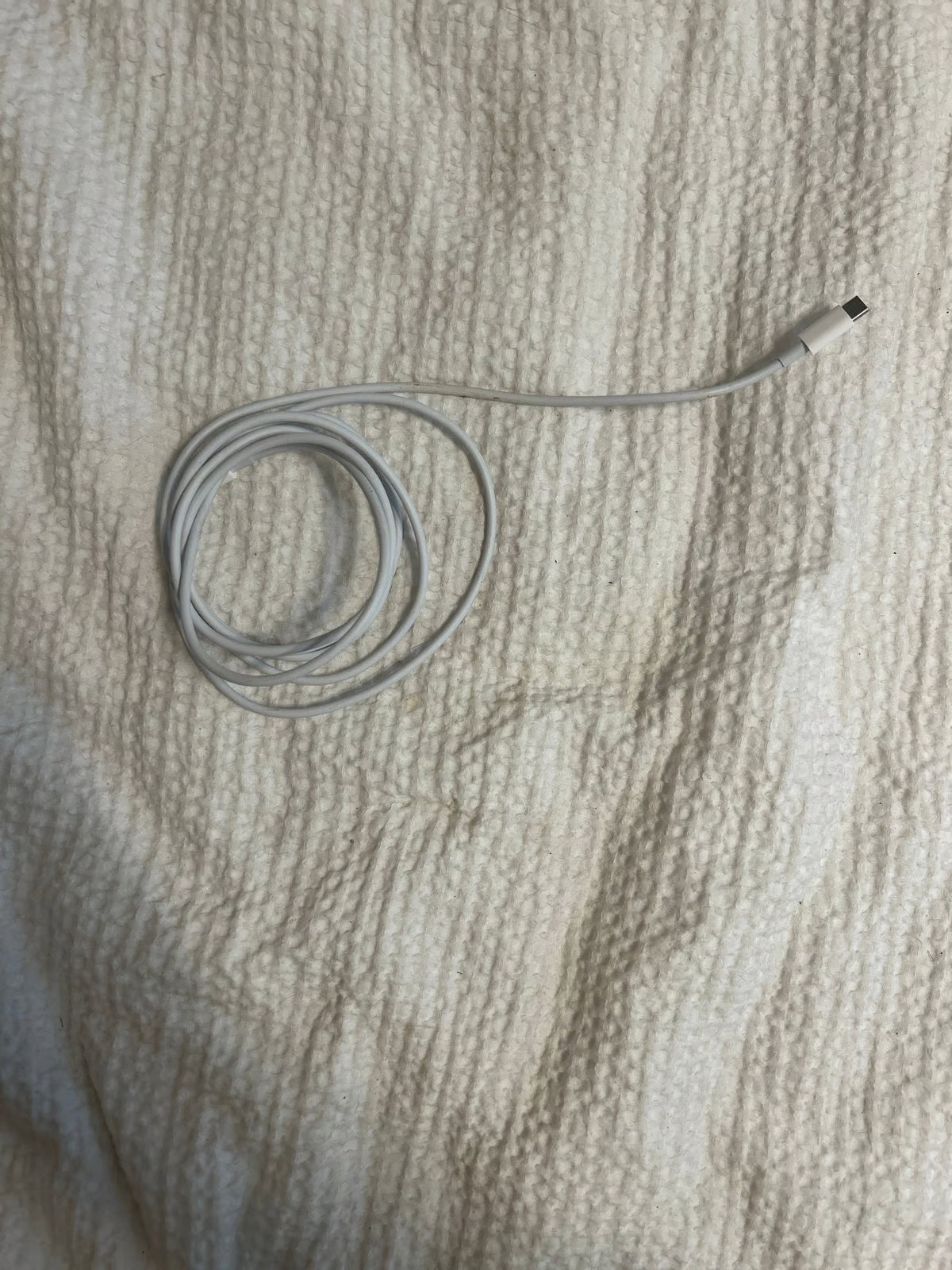 Apple iPad Air 5th Generation 64 GB and accessories 3D95