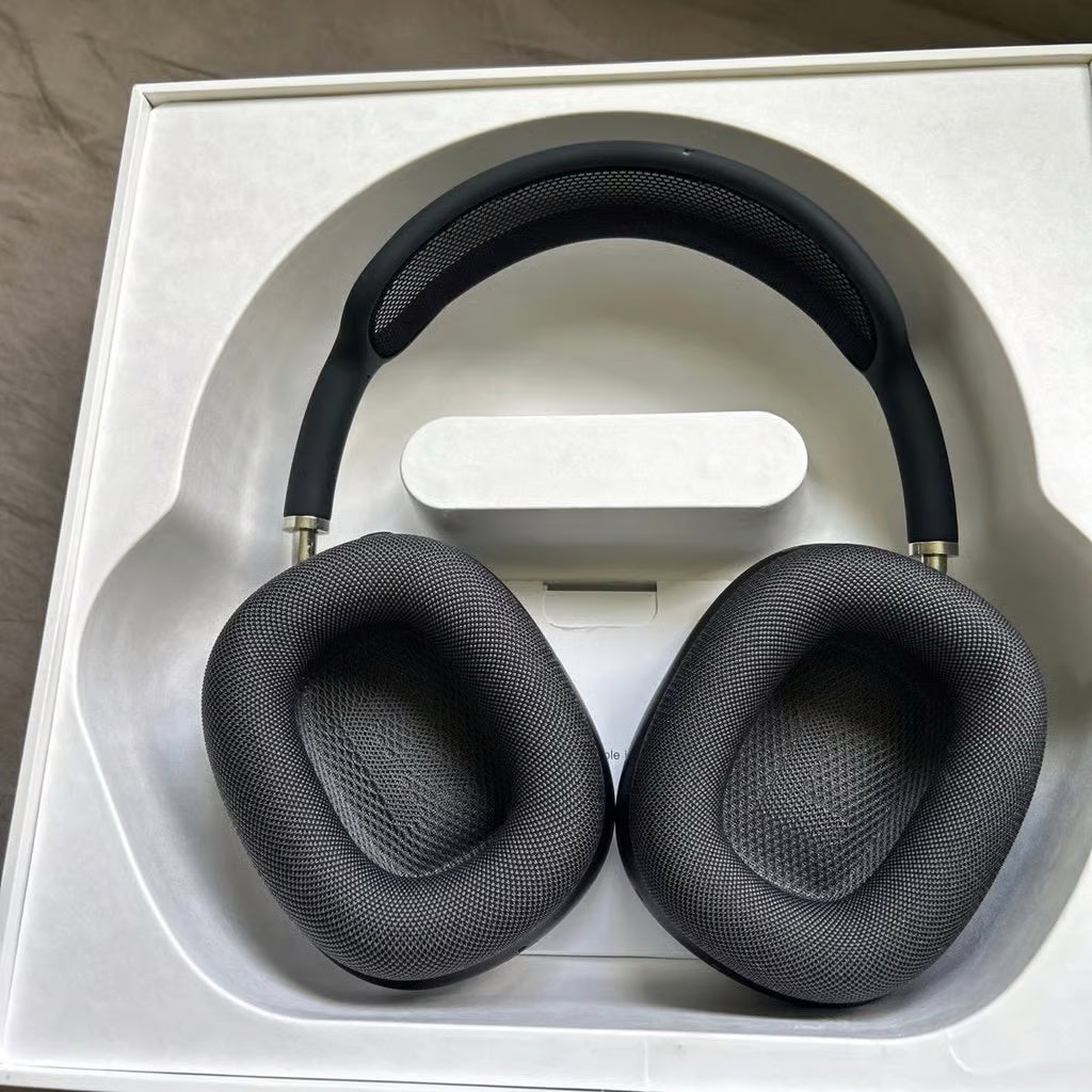 AirPod Max Space Gray - New SEALED 9L81