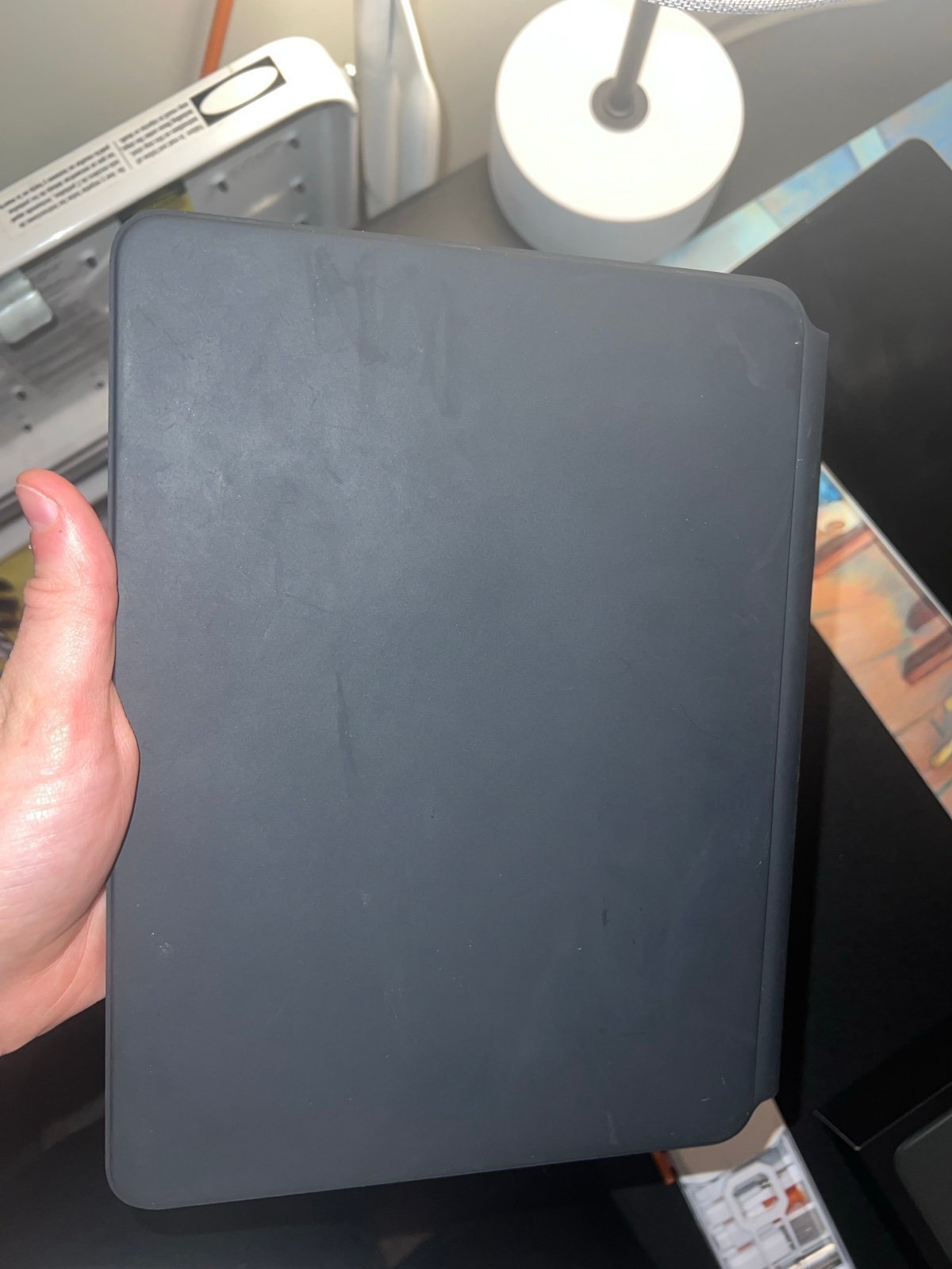 iPad Pro 11 inch (2018) WiFi with apple pencil and magic keyboard (used) 9D32