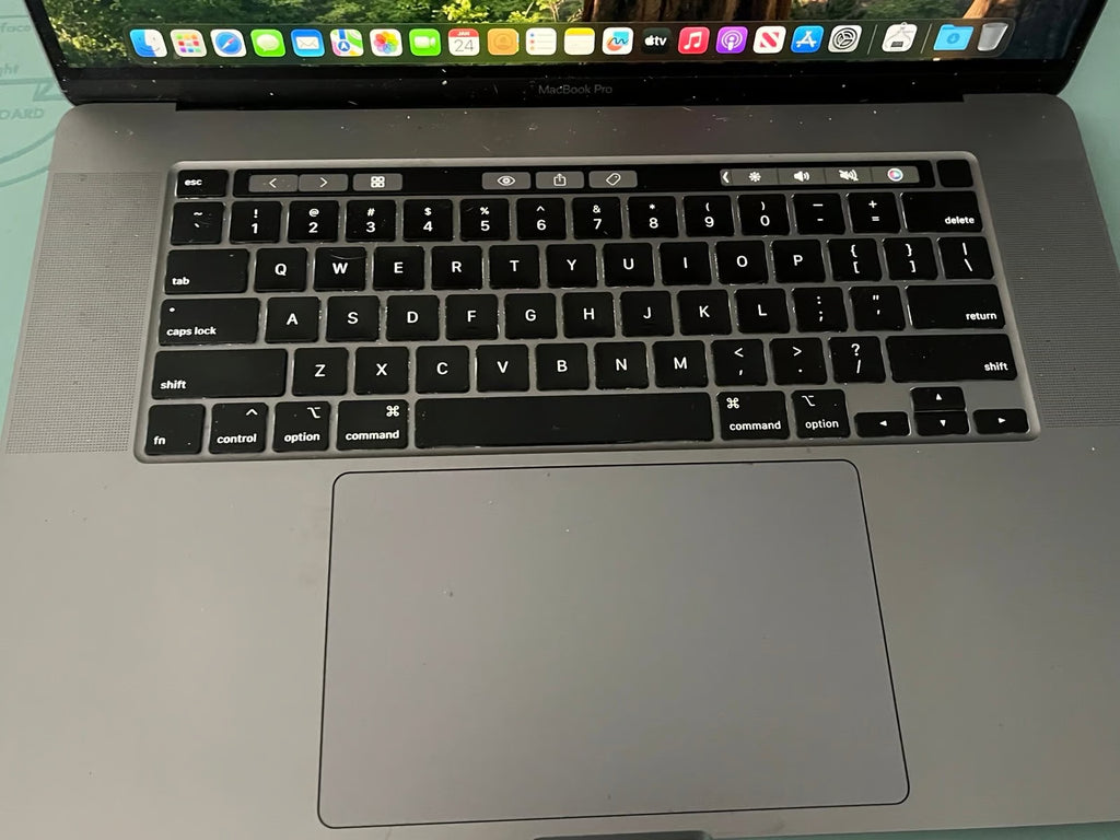 Apple MacBook Pro 16鈥?A2141 7U22