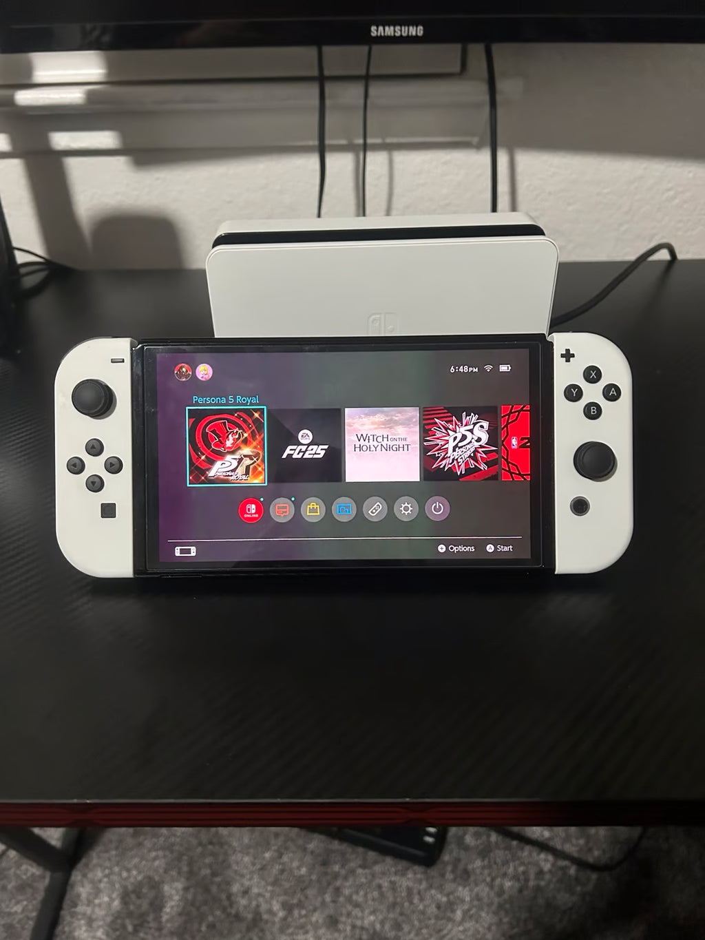 Nintendo Switch oled 9H67