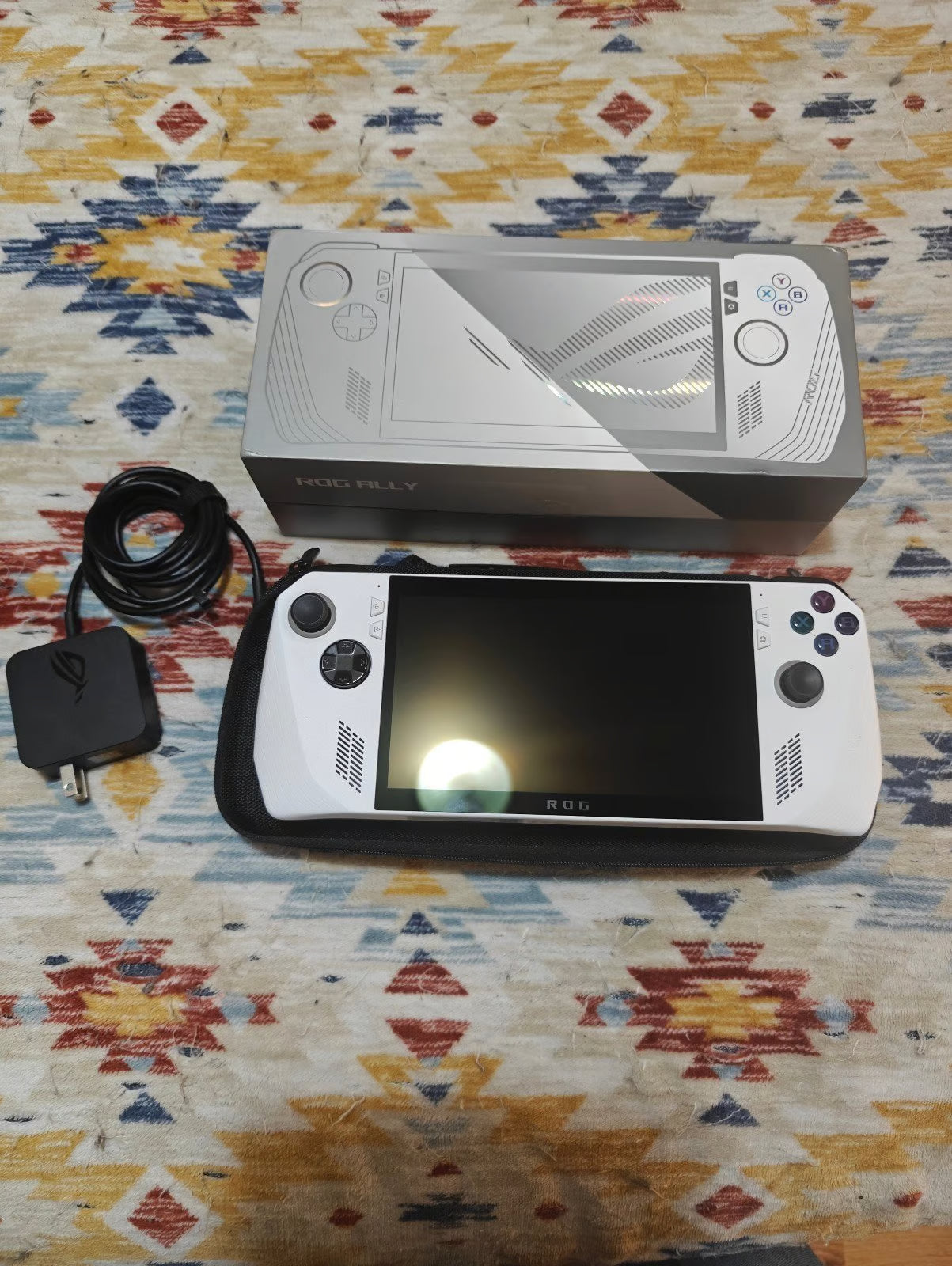 Asus ROG Ally Z1 Extreme 2tb SSD 9G92