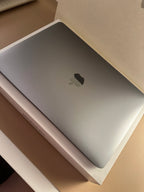 macbook pro m2 2022 9K52