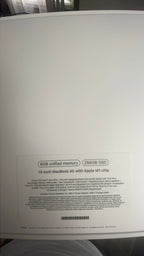 Apple Macbook Air 13in.  M1 3.2 GHz  256GB SSD 7Z75