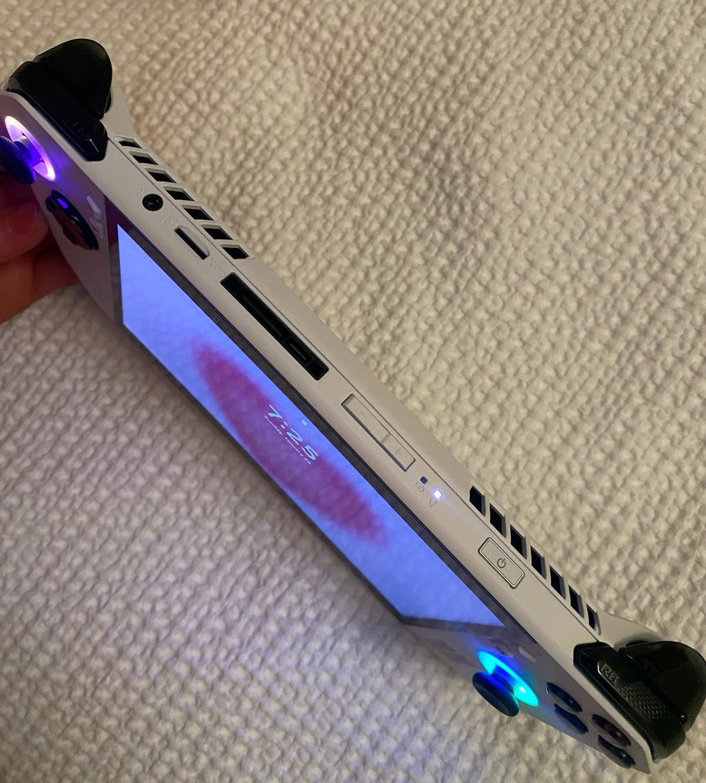 ASUS ROG ALLY Z1 EXTREME *BUNDLE* 5W89