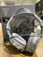 Xbox series S with turtle beach headset 8S15