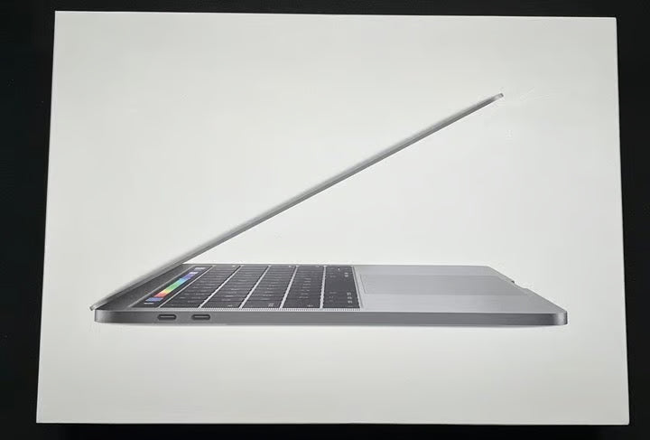 2017 Apple MacBook Pro 13 inch Laptop (Space Gray/3.1GHz/8GB/256/Touch Bar) 1Q38