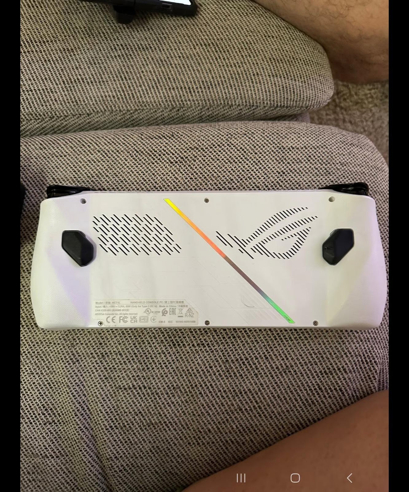 ASUS rog ally z1 extreme 7R62