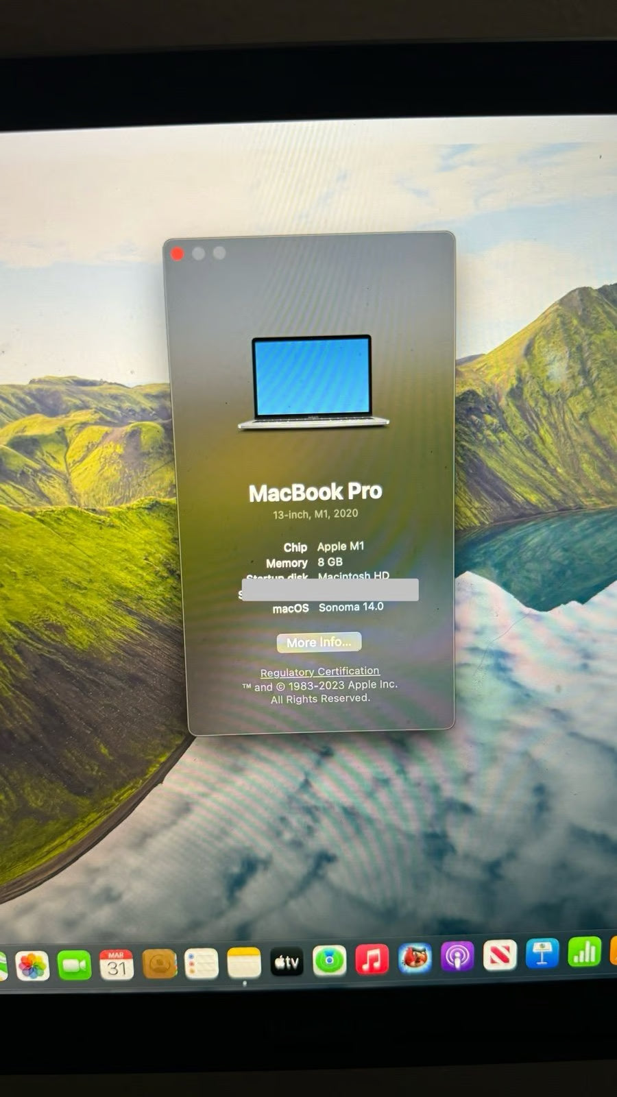 Apple Macbook Pro A2338 13in.  M1 3.2 GHz  256GB SSD 8N51