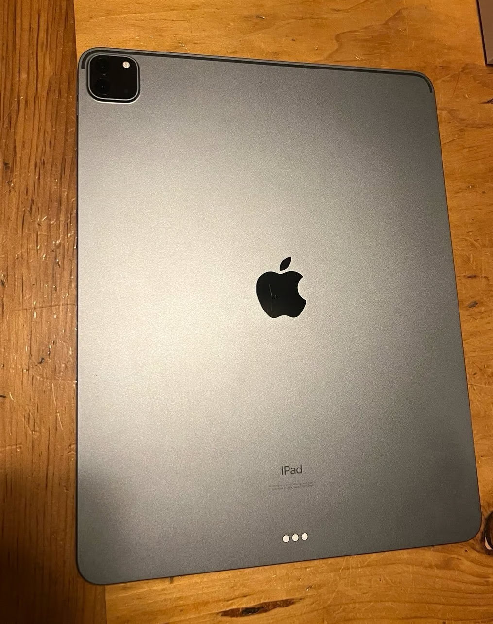 iPad Pro 12.9-inch (5th Generation) Wi-Fi 128gb 8B31