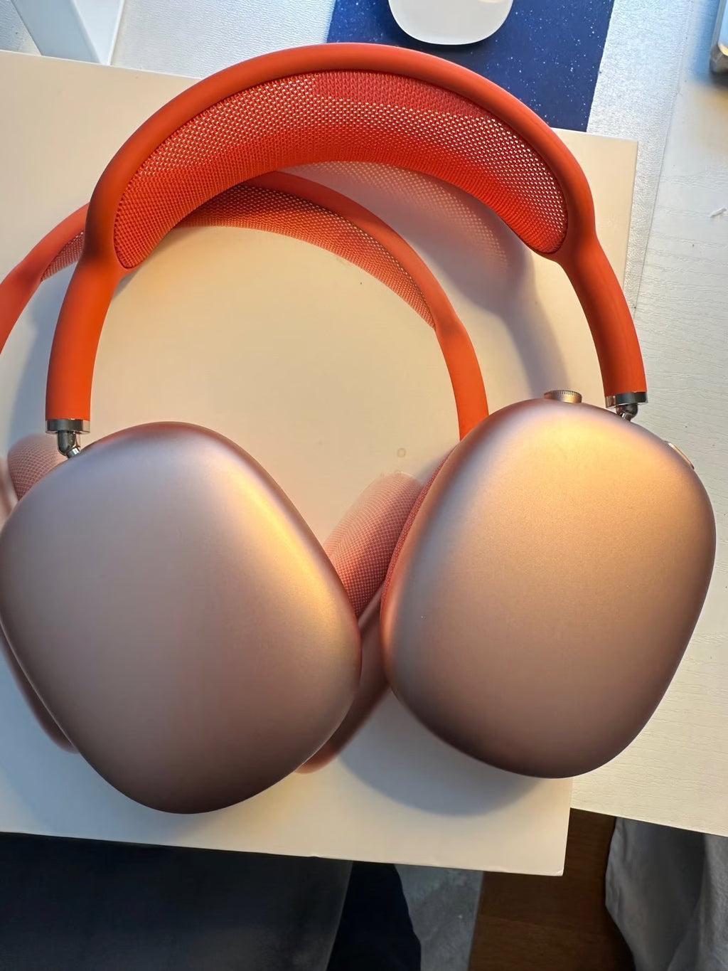 Apple AirPods Max with Smart Case in Pink-authentic 9O87