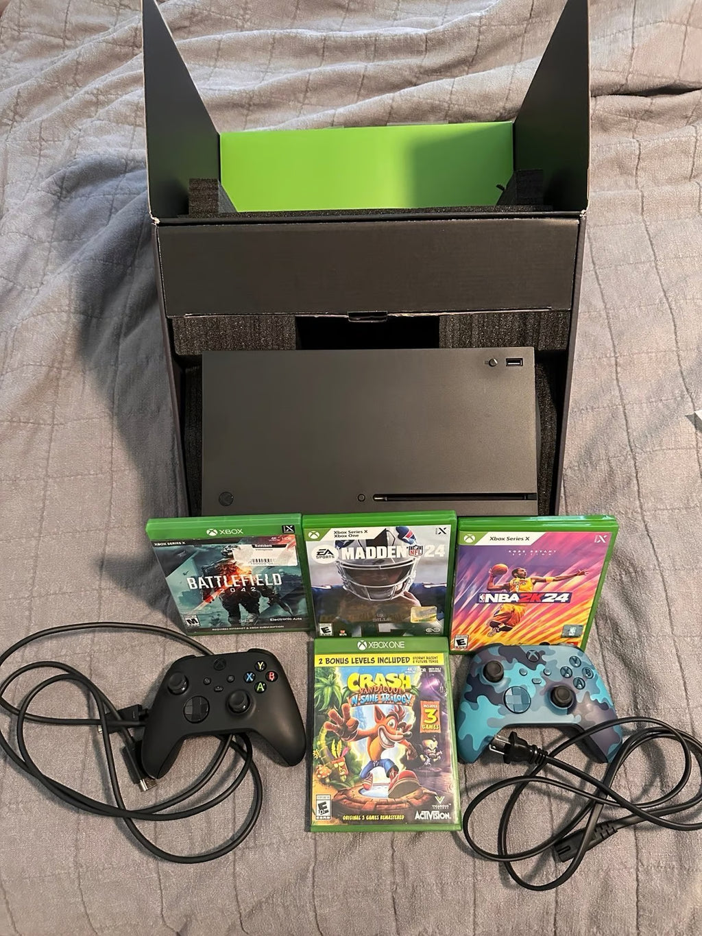 Xbox Series X (1tb) - BUNDLE 6A76