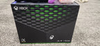 Xbox Series X Console 1TB bundle 1J67