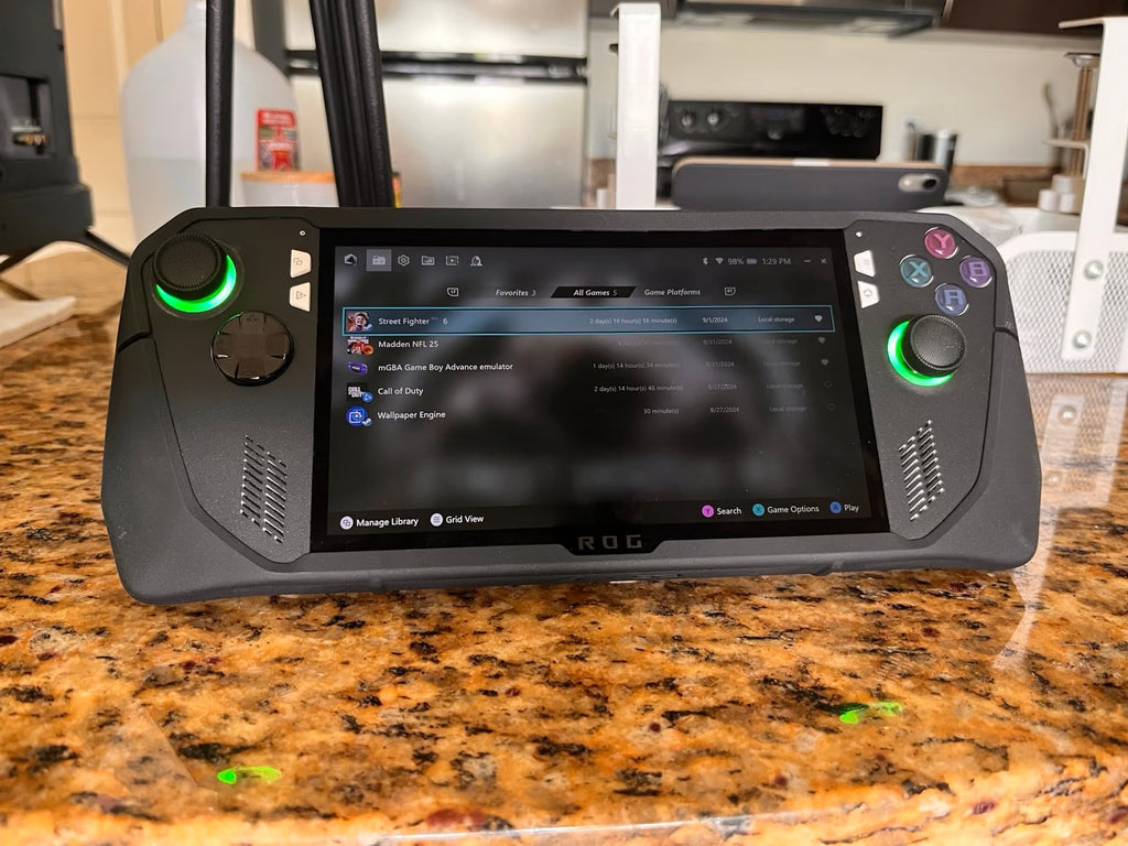 ASUS ROG Ally Z1 Extreme w/ Case 6N92