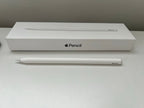 Apple iPad Air 5th Generation 64 GB in Starlight + Apple Pencil 8O99