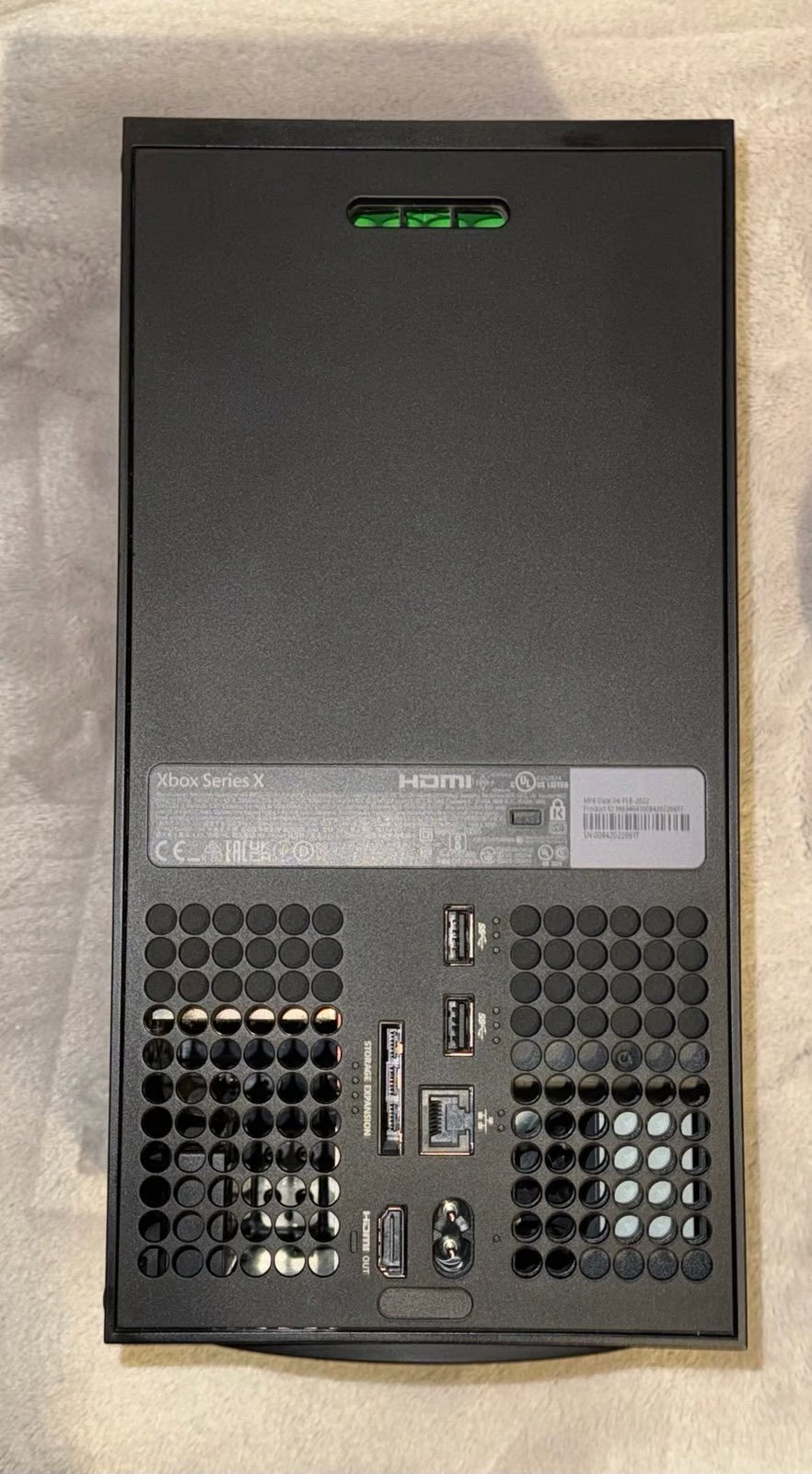 Xbox Series X Console + 1 Controller 7Q12