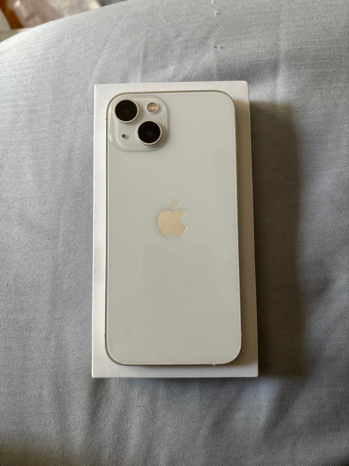 iphone 13 starlight unlocked 6P76