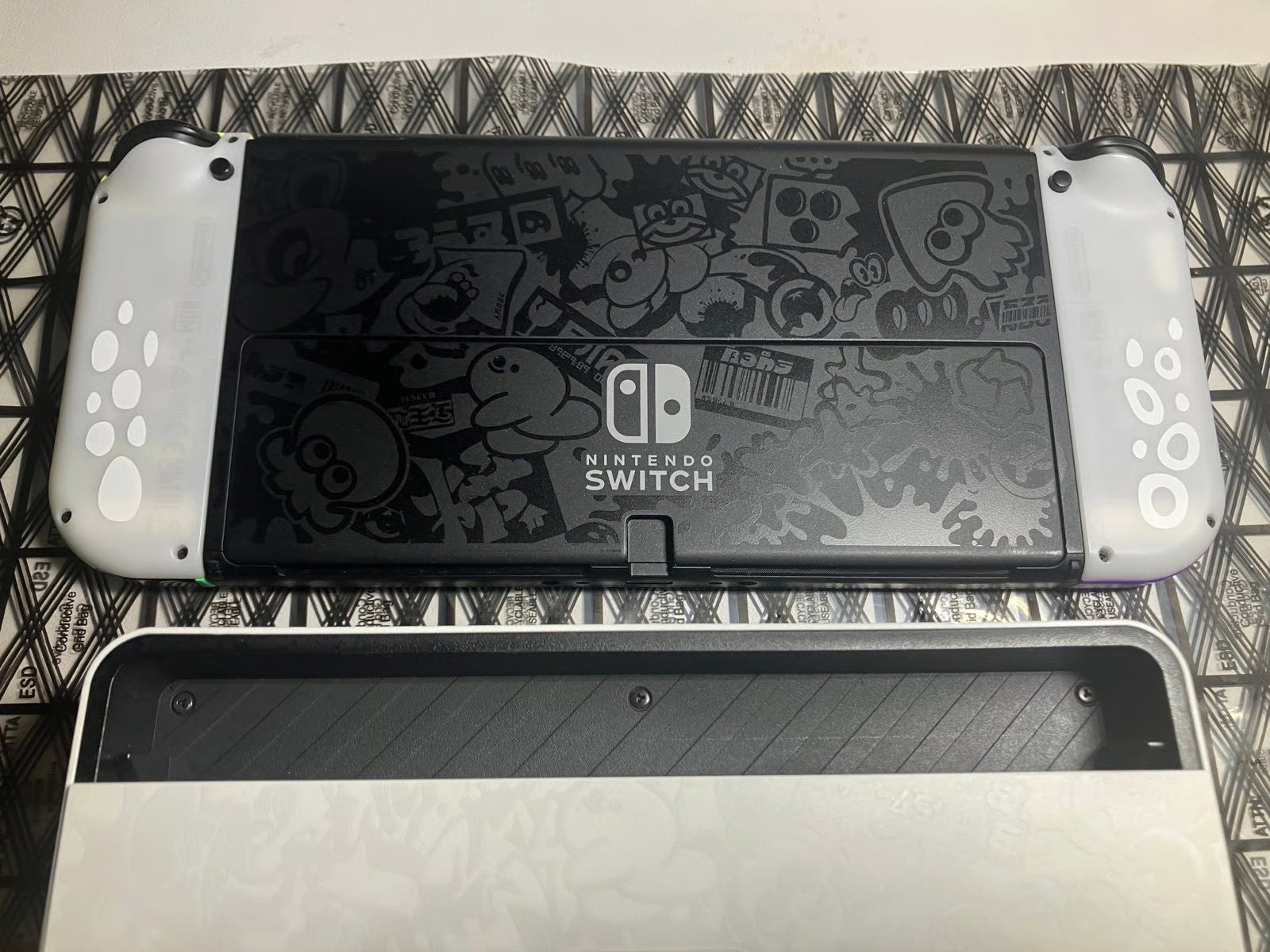 Nintendo Switch OLED Splatoon 3 Special Edition Console 2Z66