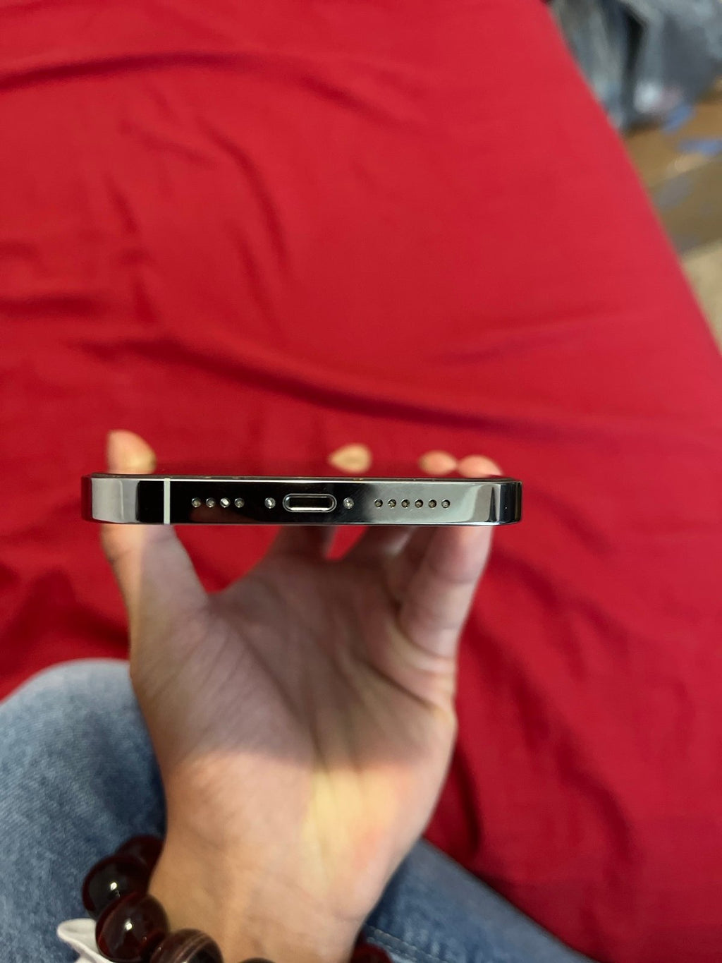 Apple iPhone 13 Pro Max 128 GB in Silver for T-Mobile 9T55