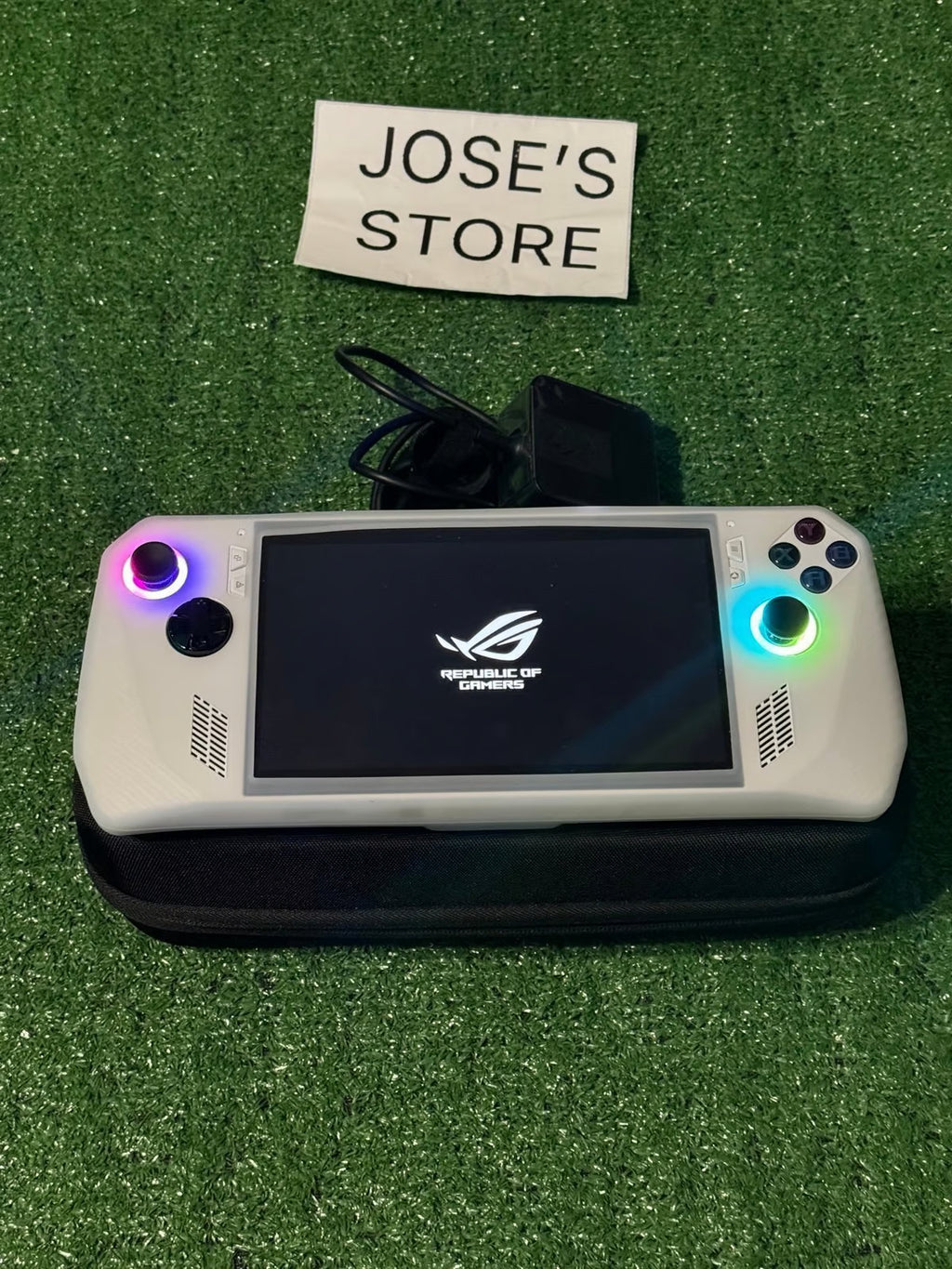 ASUS - ROG Ally 7"" 120Hz FHD 1080p Gaming Handheld - AMD Ryzen Z1 Processor - 5L56