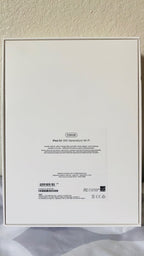 Apple iPad Air 5th Generation 256 GB 8W72