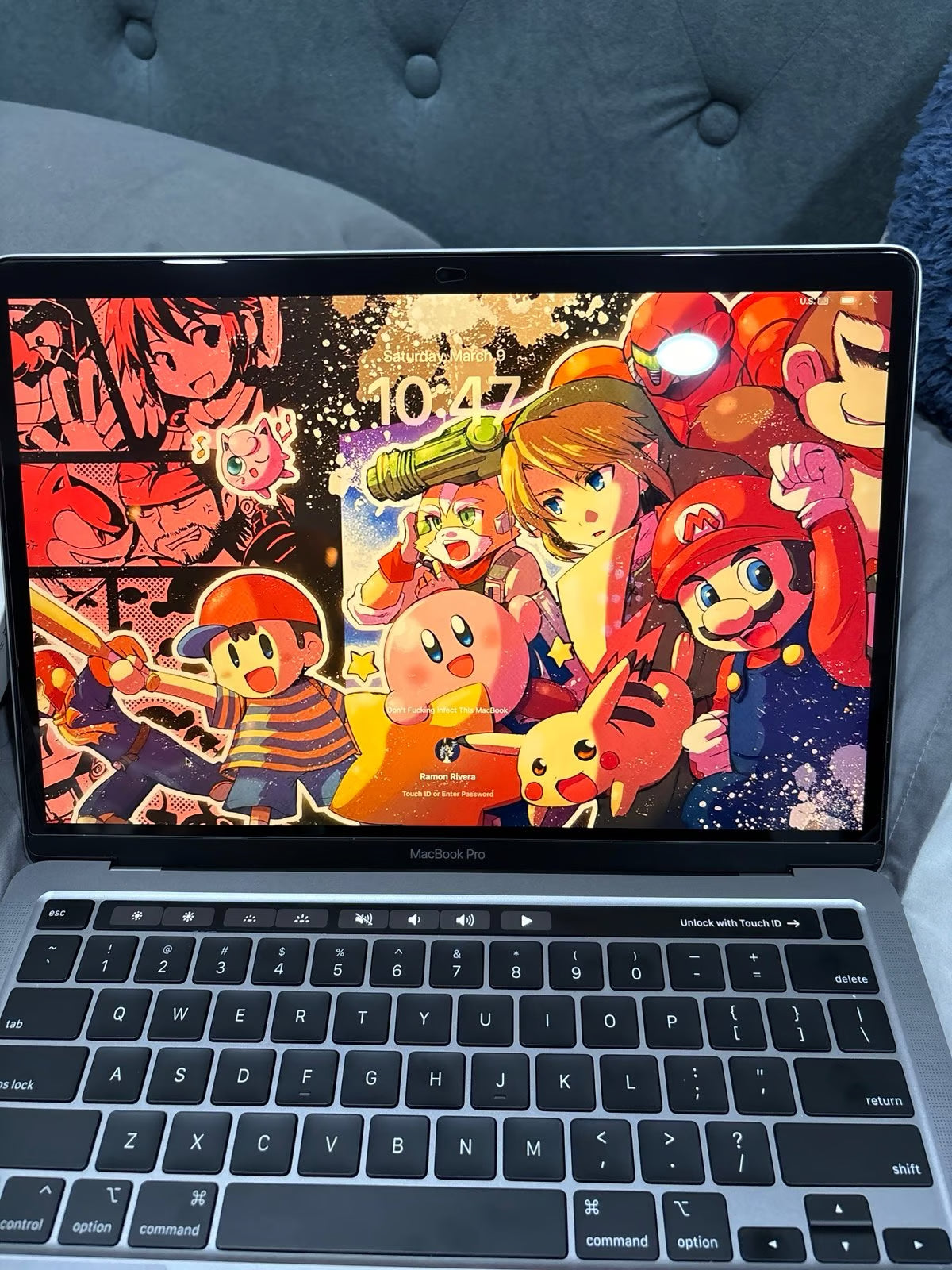 MacBook Pro (Mid 2020) 3M56