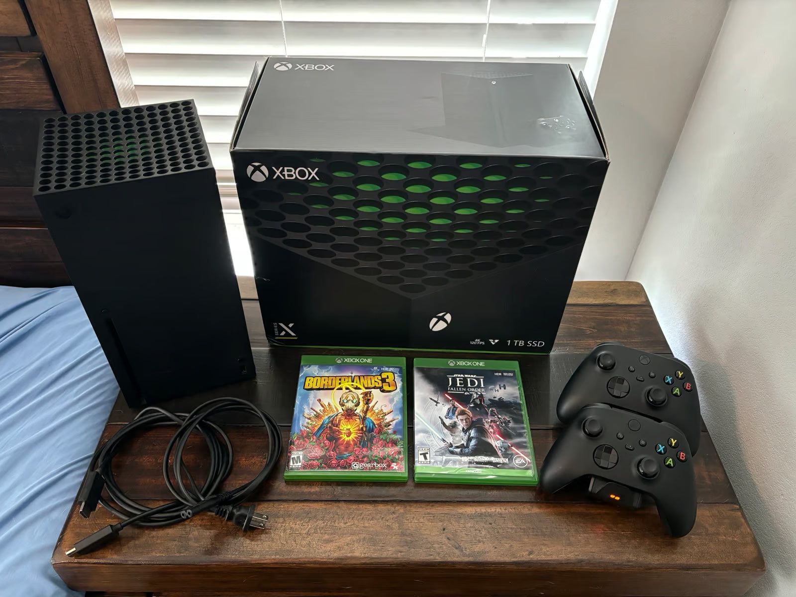 Xbox Series X Bundle with Box 9R17
