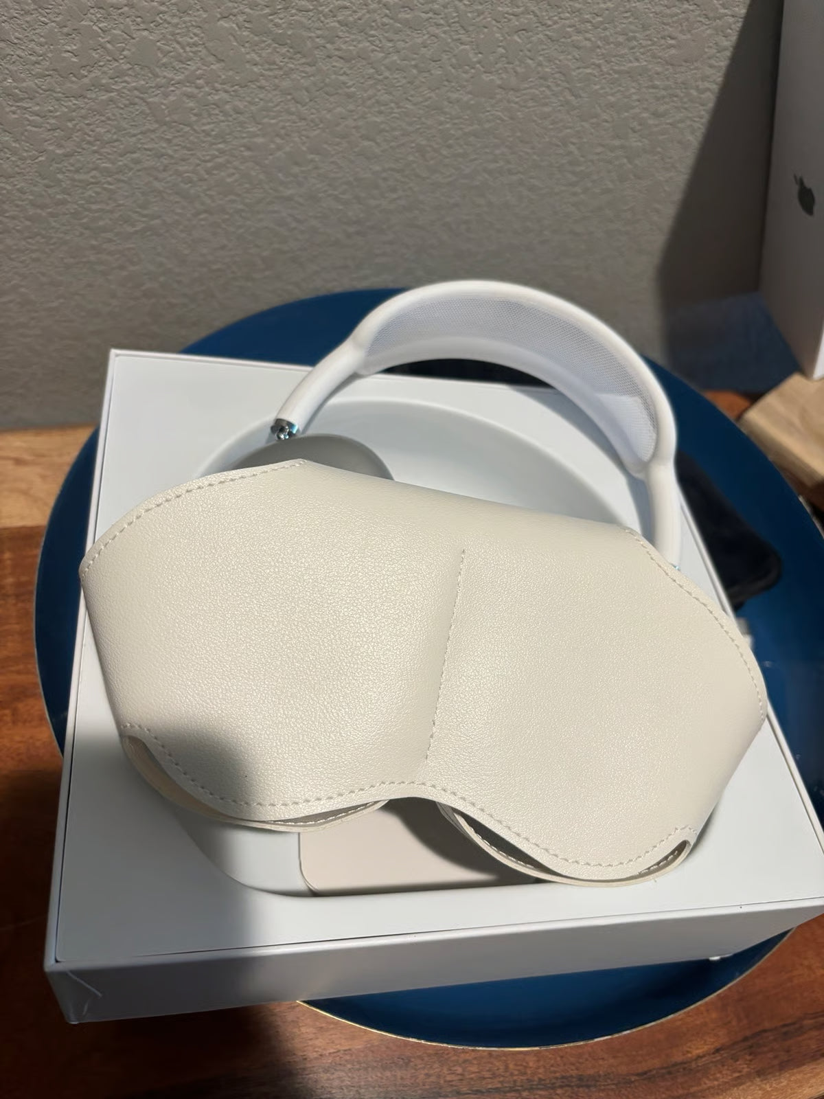 Apple airpod max headphones 7Y36