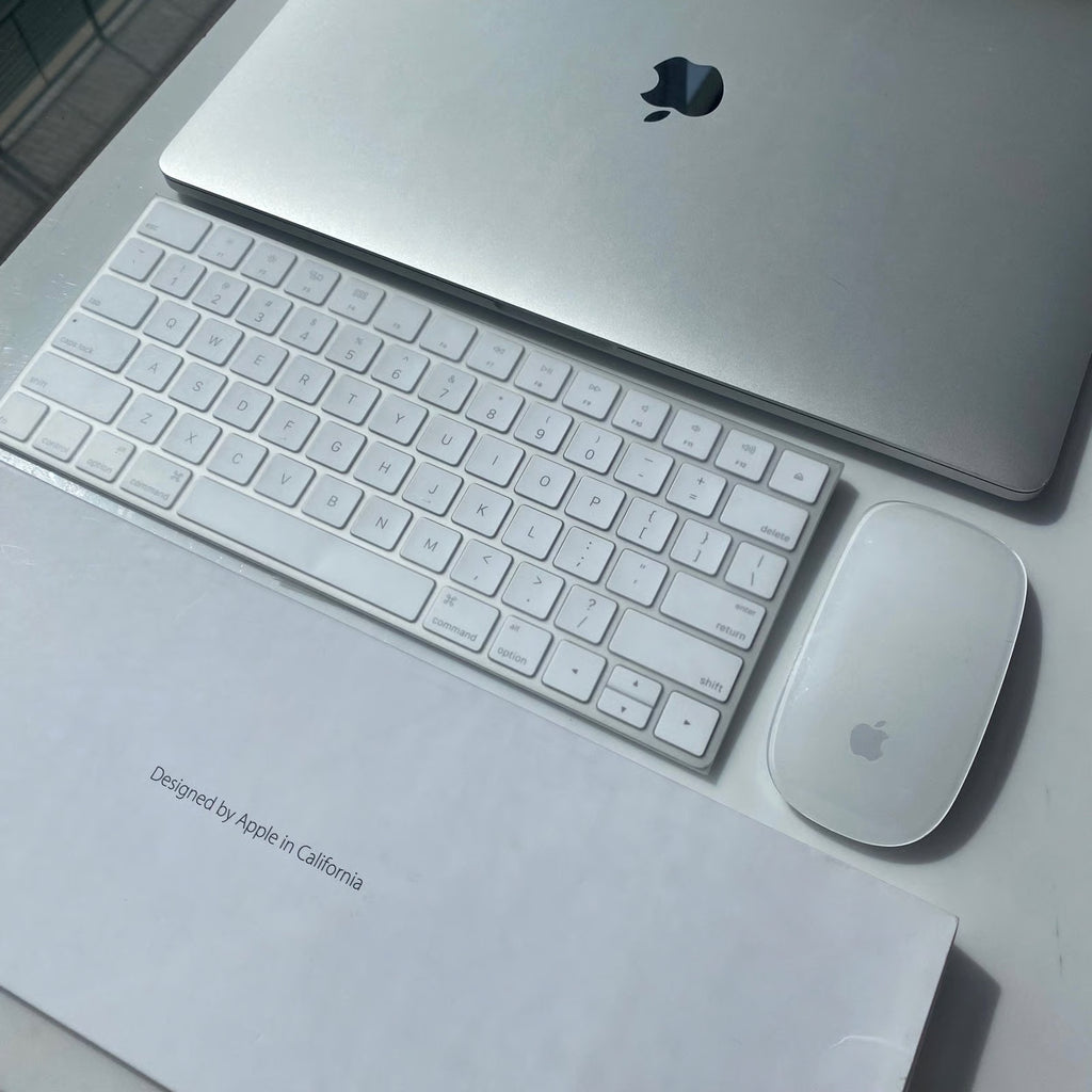 MacBook Pro 15-inch 7E77