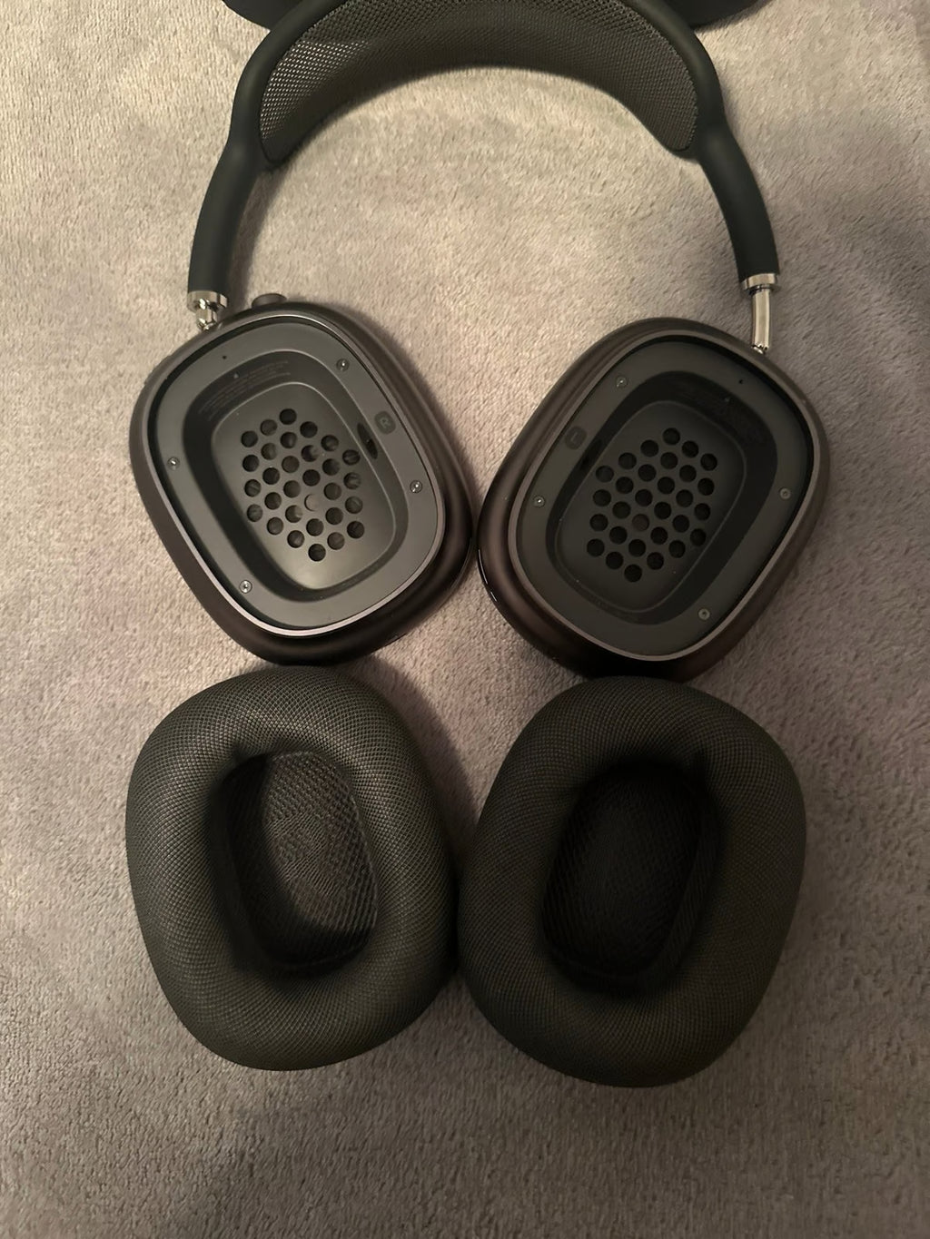 Apple AirPods Max 7A55