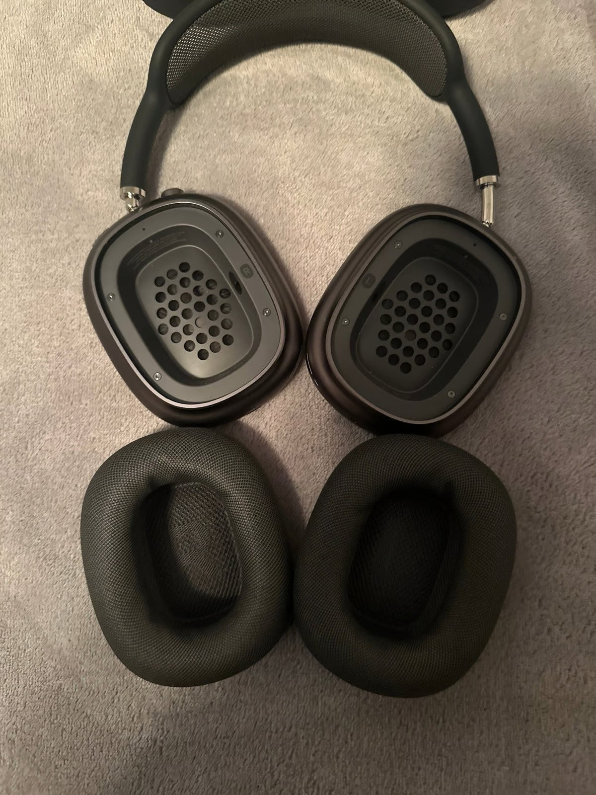 Apple AirPods Max 7A55