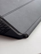 ipad pro 5th generation M1 12.9�?with apple’s Magic Keyboard 6W21